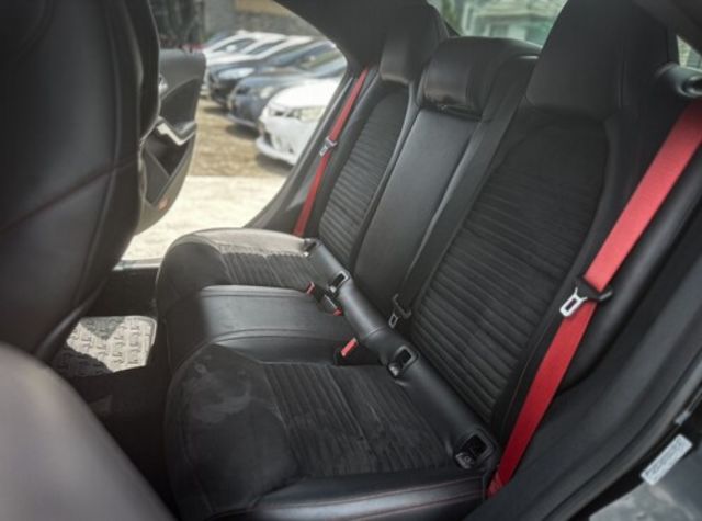 M-BENZ賓士 CLA250  第12張相片