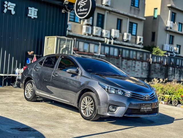 TOYOTA豐田 ALTIS  第3張相片