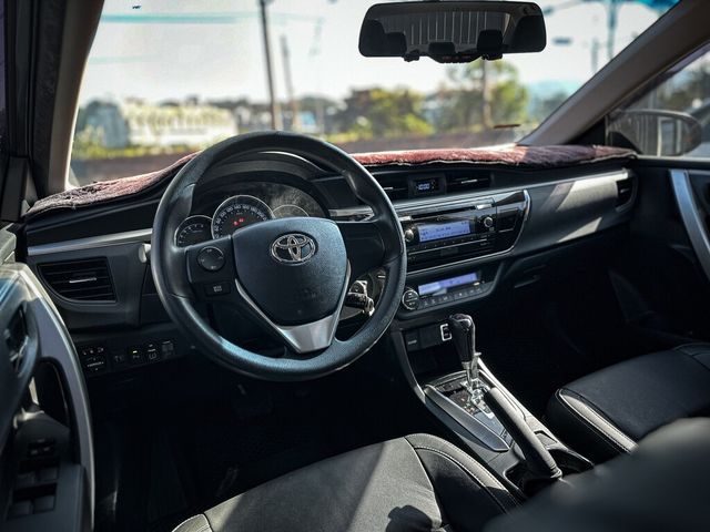 TOYOTA豐田 ALTIS  第7張相片
