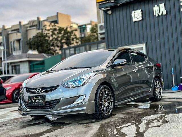 HYUNDAI現代 ELANTRA  第1張相片