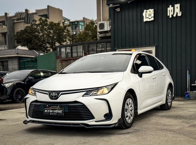 TOYOTA豐田 ALTIS  第1張相片