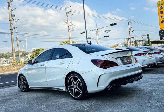 M-BENZ賓士 CLA250  第4張相片