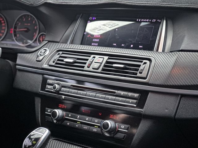 BMW寶馬 528I  第9張相片