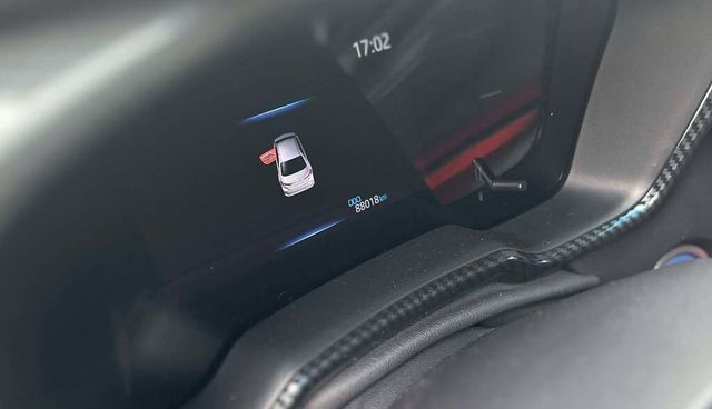 TOYOTA豐田 COROLLA ALTIS HYBRID  第3張相片
