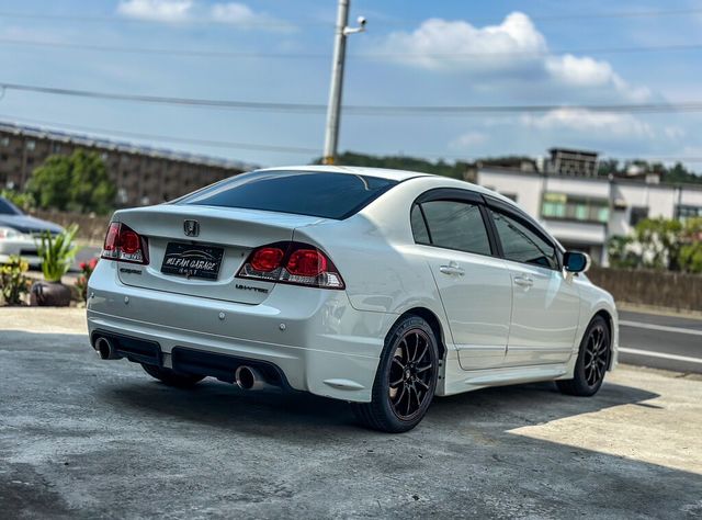 HONDA本田 CIVIC  第2張相片
