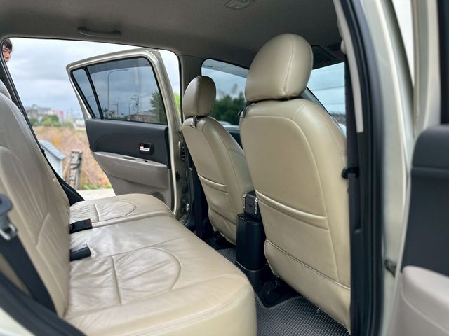 DAIHATSU大發 SIRION  第12張相片