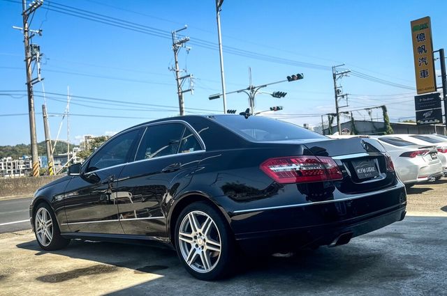 M-BENZ賓士 E250  第4張相片