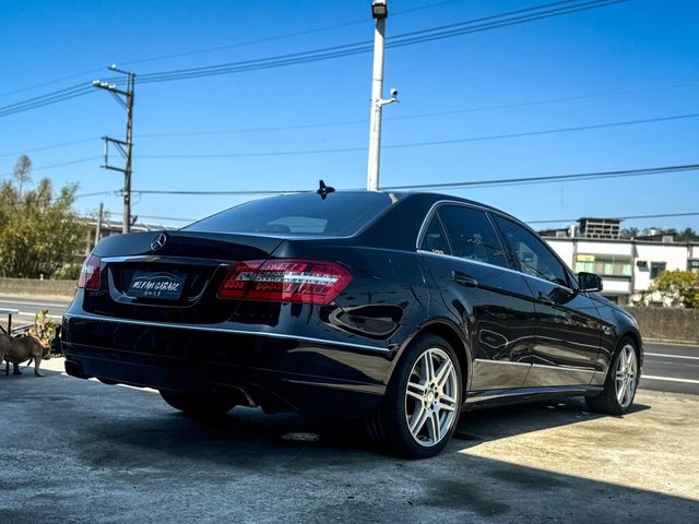M-BENZ賓士 E250  第5張相片