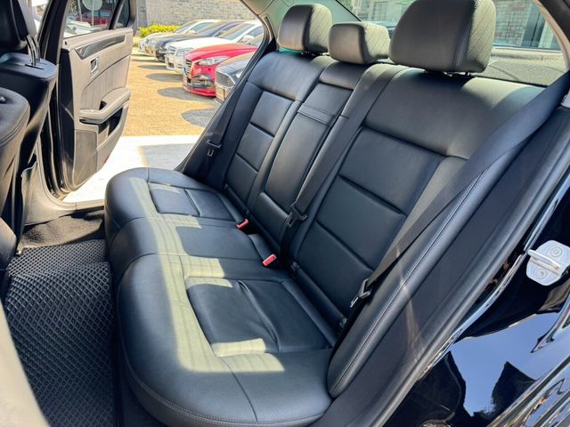 M-BENZ賓士 E250  第12張相片