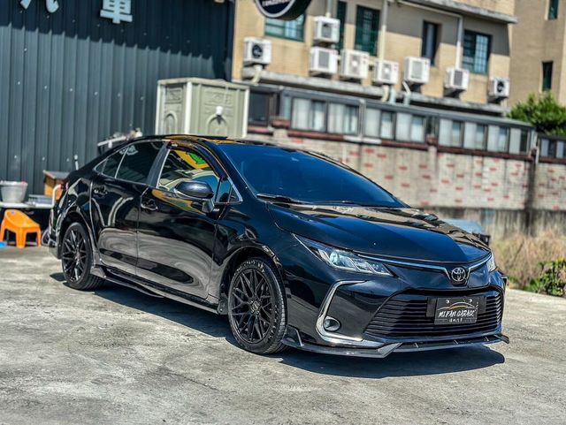 TOYOTA豐田 ALTIS  第3張相片