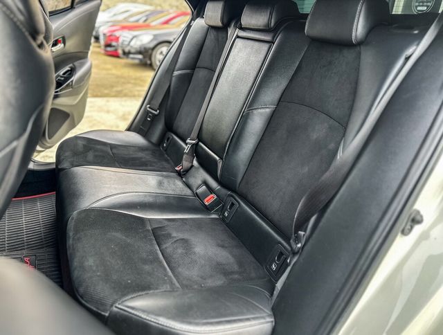 TOYOTA豐田 AURIS  第12張相片