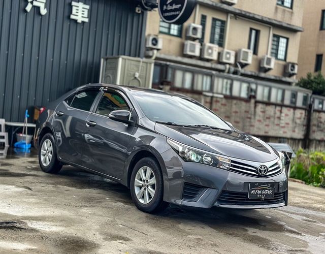 TOYOTA豐田 ALTIS  第3張相片