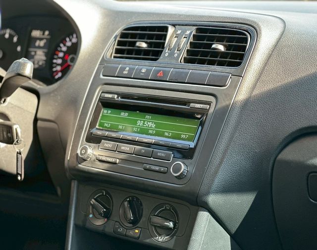 VOLKSWAGEN福斯 POLO  第8張相片