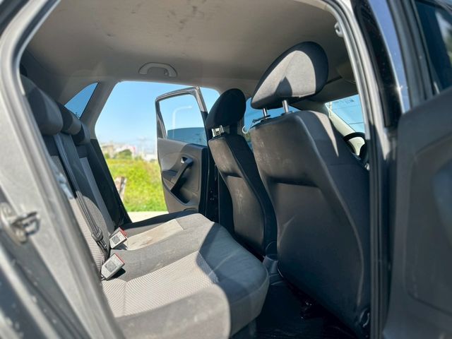 VOLKSWAGEN福斯 POLO  第13張相片