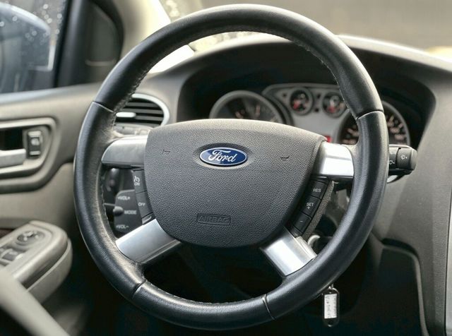 FORD福特 FOCUS  第10張相片