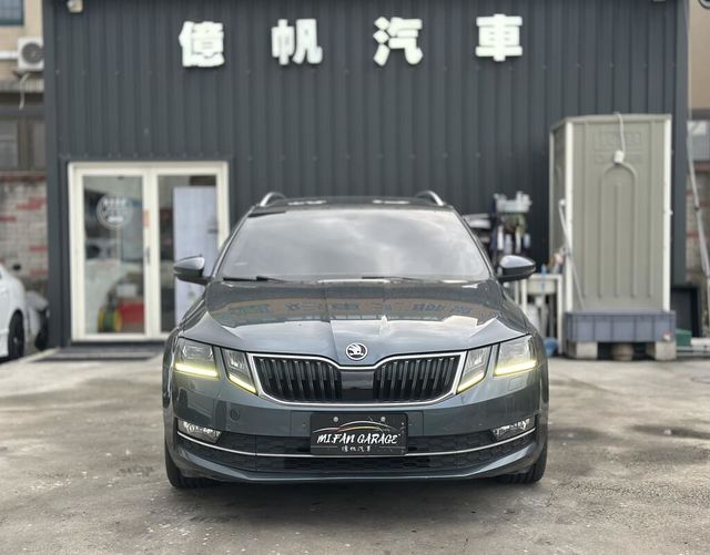 SKODA司科達 OCTAVIA COMBI  第2張相片