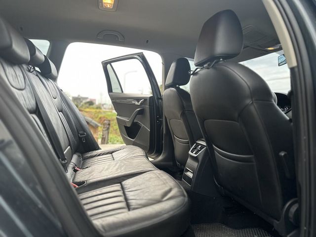 SKODA司科達 OCTAVIA COMBI  第13張相片