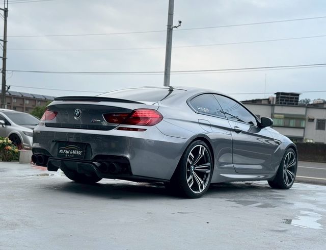 BMW寶馬 M6 COUPE  第4張相片