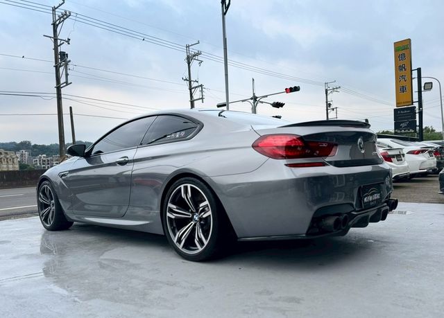 BMW寶馬 M6 COUPE  第5張相片