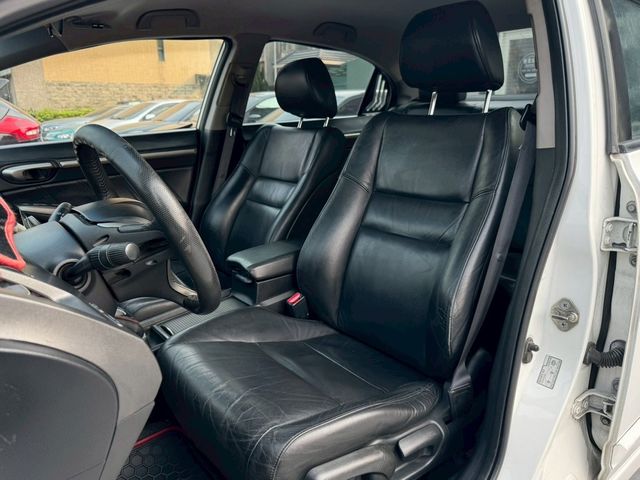 HONDA本田 CIVIC  第6張相片