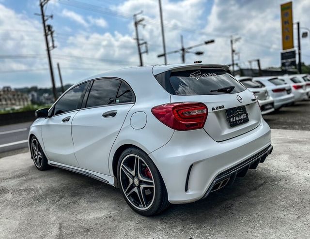 M-BENZ賓士 A250  第4張相片