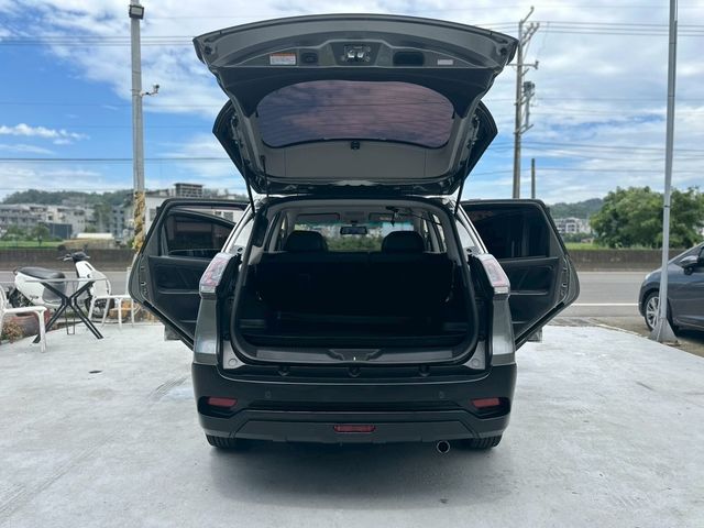 MITSUBISHI三菱 COLT PLUS  第13張相片