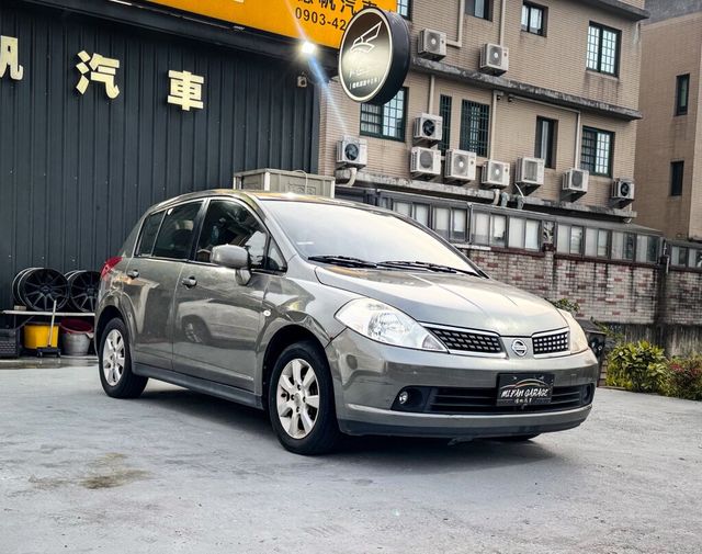 NISSAN日產 TIIDA  第3張相片