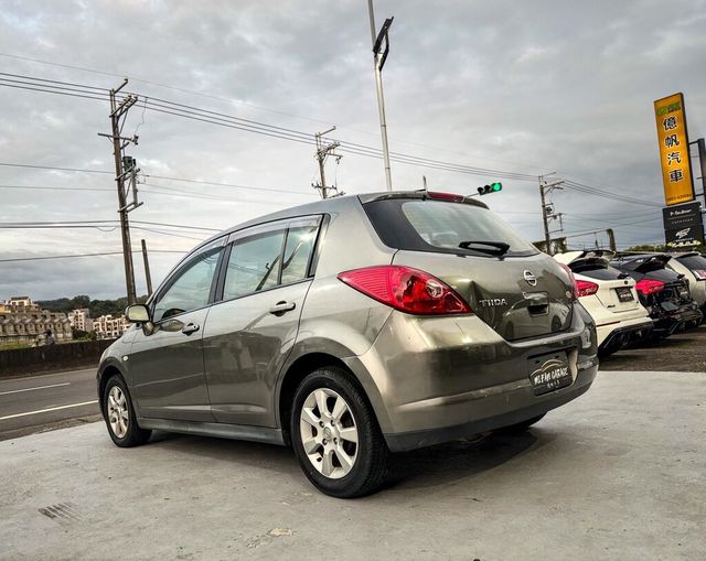 NISSAN日產 TIIDA  第4張相片