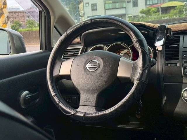 NISSAN日產 TIIDA  第6張相片