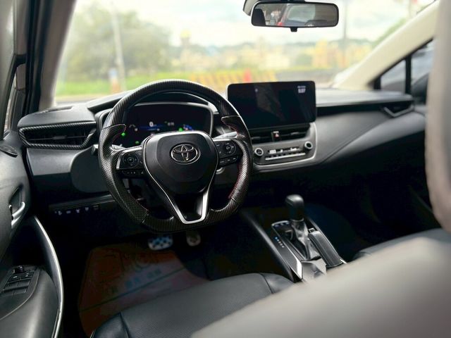 TOYOTA豐田 COROLLA ALTIS HYBRID  第5張相片