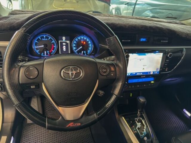 TOYOTA豐田 ALTIS  第7張相片