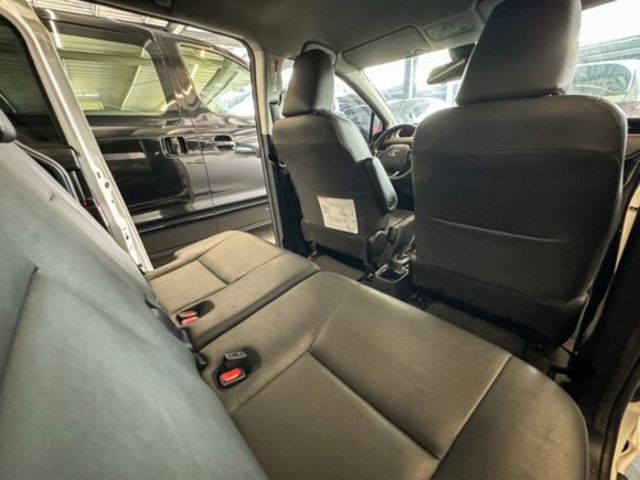 TOYOTA豐田 SIENTA  第10張相片