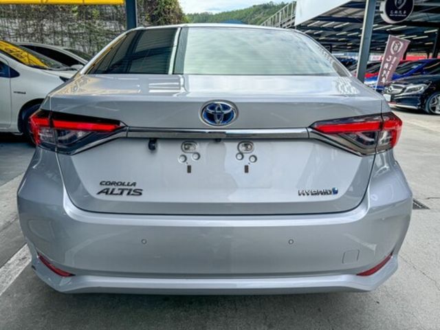 TOYOTA豐田 COROLLA ALTIS HYBRID  第20張相片