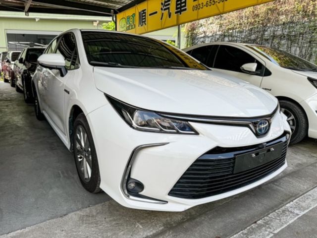TOYOTA豐田 COROLLA ALTIS HYBRID  第1張相片