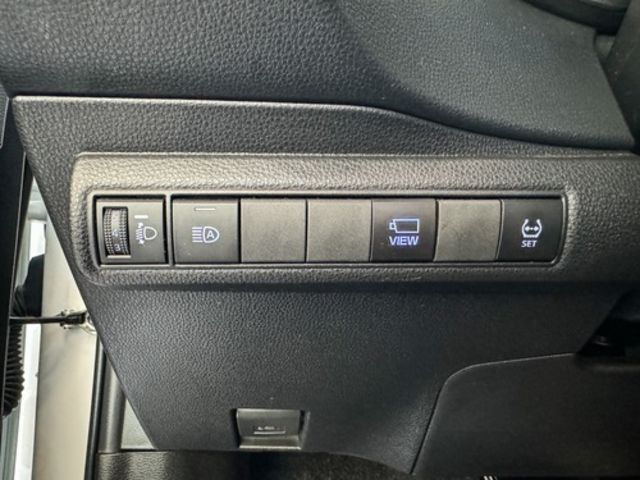 TOYOTA豐田 COROLLA ALTIS HYBRID  第14張相片