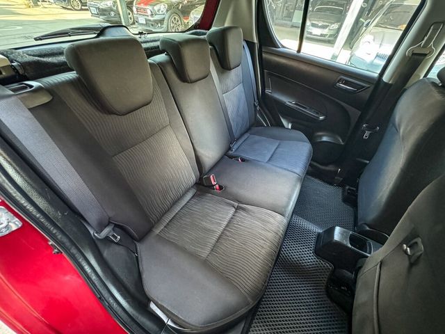 SUZUKI鈴木 SWIFT  第16張相片