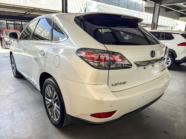 LEXUS凌志 RX450H  第18張相片