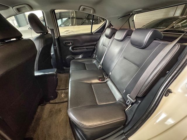 TOYOTA豐田 PRIUS C  第12張相片