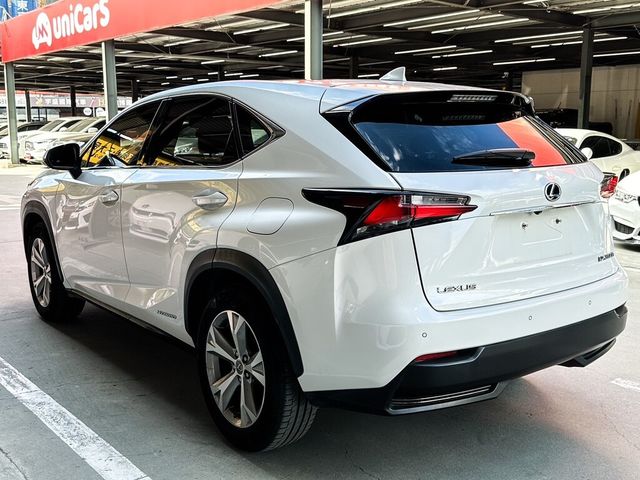 LEXUS凌志 NX300H  第6張相片