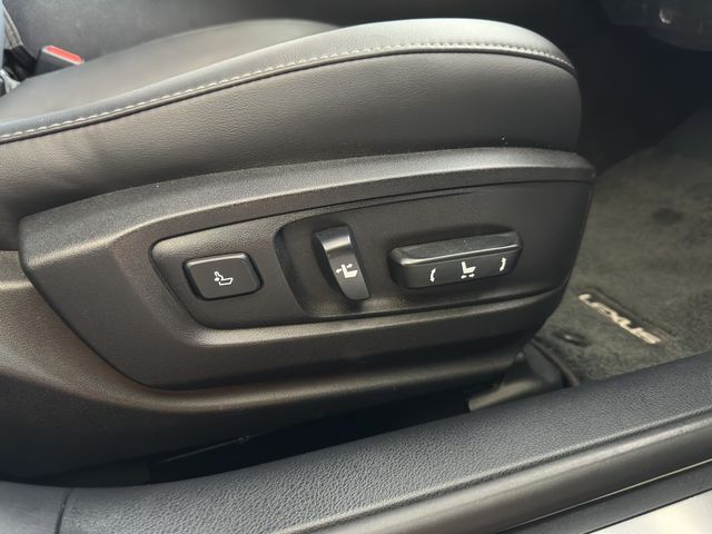 LEXUS凌志 ES300H  第17張相片