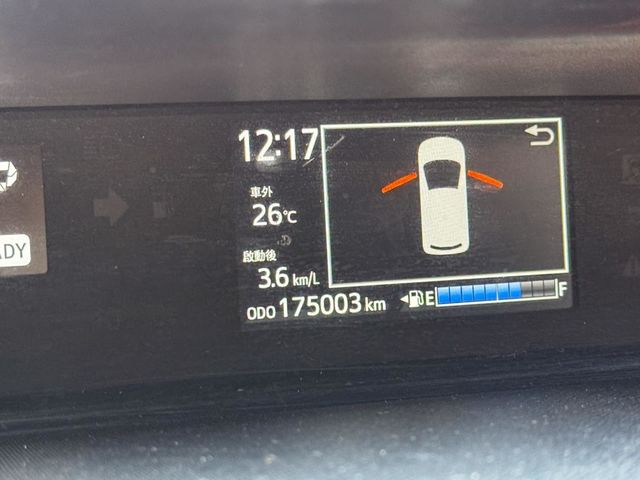TOYOTA豐田 PRIUS C  第9張相片