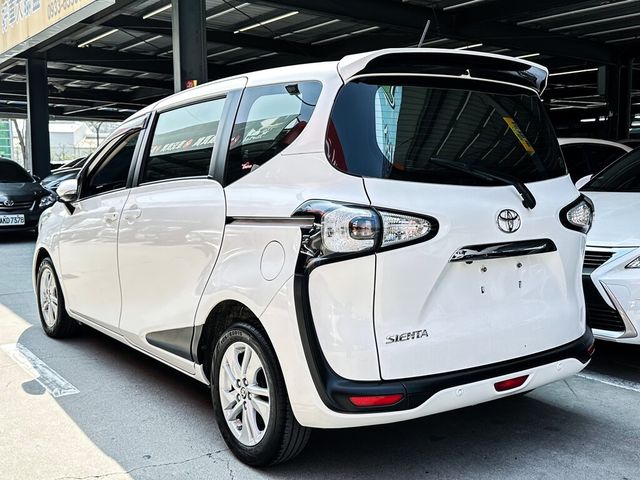 TOYOTA豐田 SIENTA  第7張相片