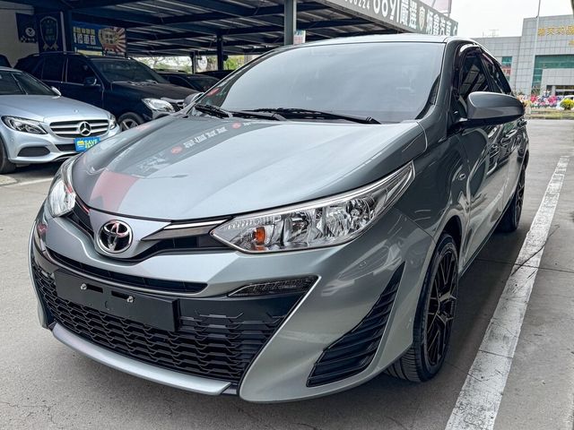 TOYOTA豐田 YARIS  第2張相片