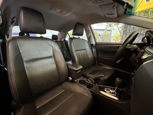TOYOTA豐田 ALTIS  第6張相片