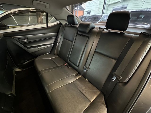 TOYOTA豐田 ALTIS  第7張相片