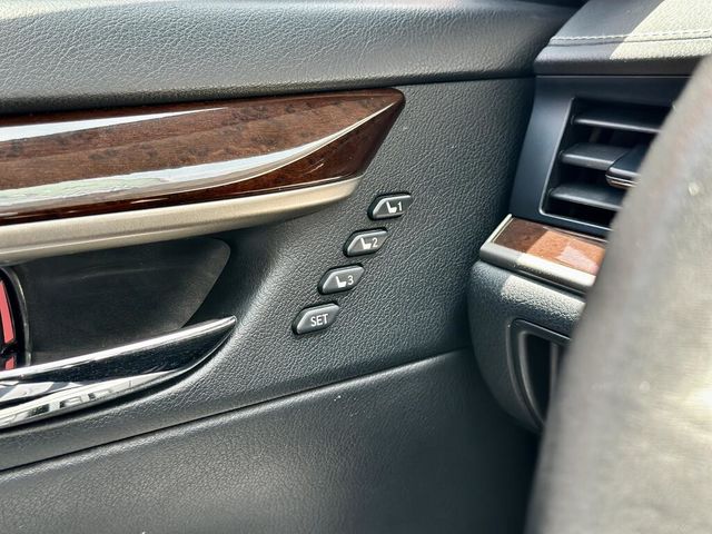 LEXUS凌志 ES300H  第9張相片