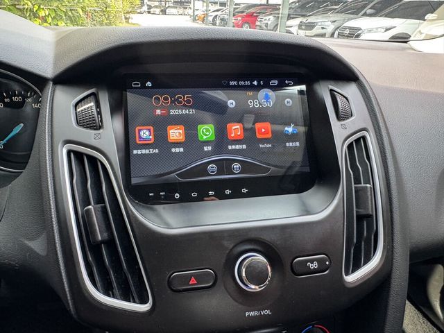FORD福特 FOCUS  第9張相片
