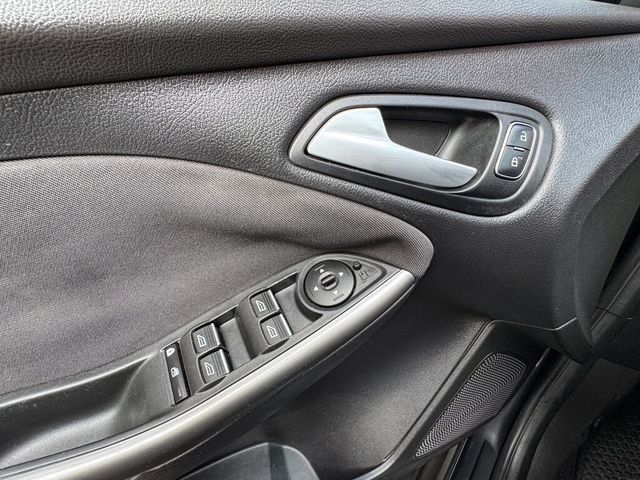 FORD福特 FOCUS  第13張相片