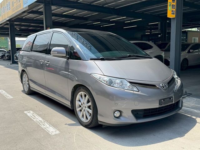 TOYOTA豐田 PREVIA  第1張相片