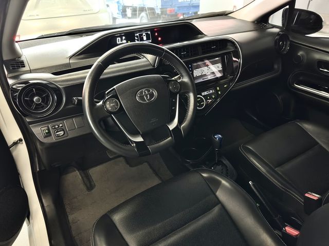 TOYOTA豐田 PRIUS C  第6張相片